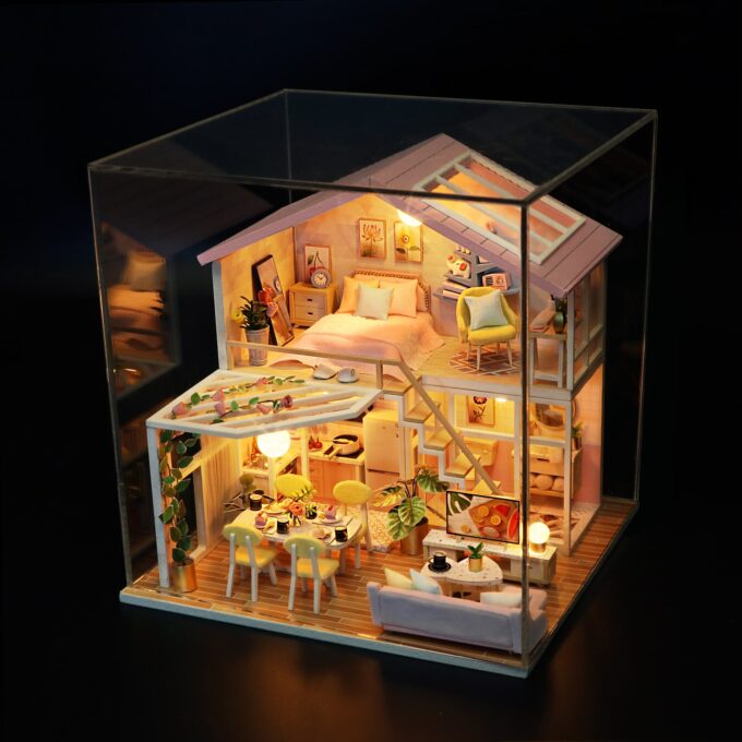 Cocoon Sweet Cottage Time Miniature
