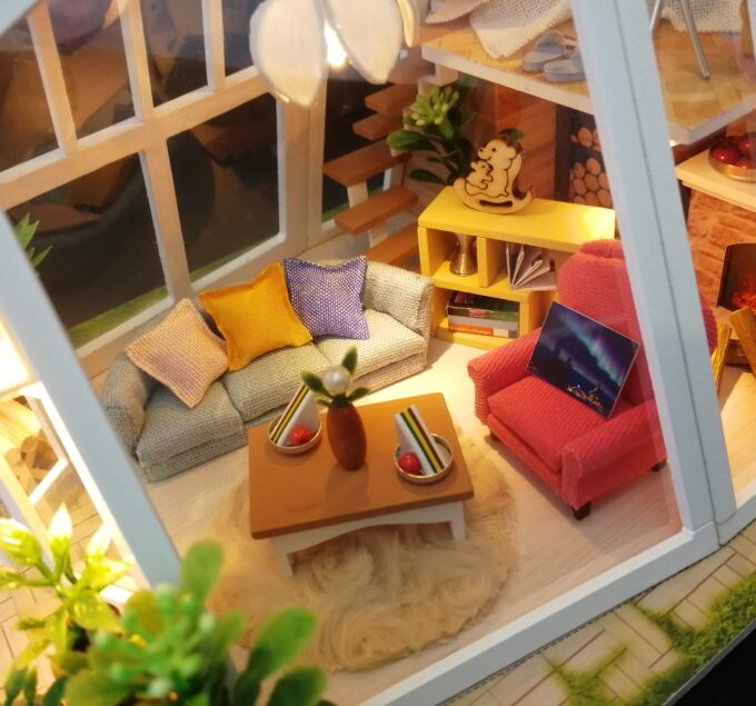 The Aurora Hut Cottage Miniature
